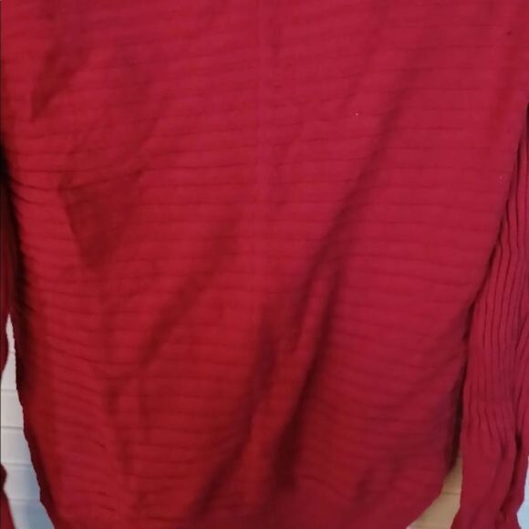 Soho New York & Company Red Sweater w/Lace Cuff Details - Picture 3 of 4